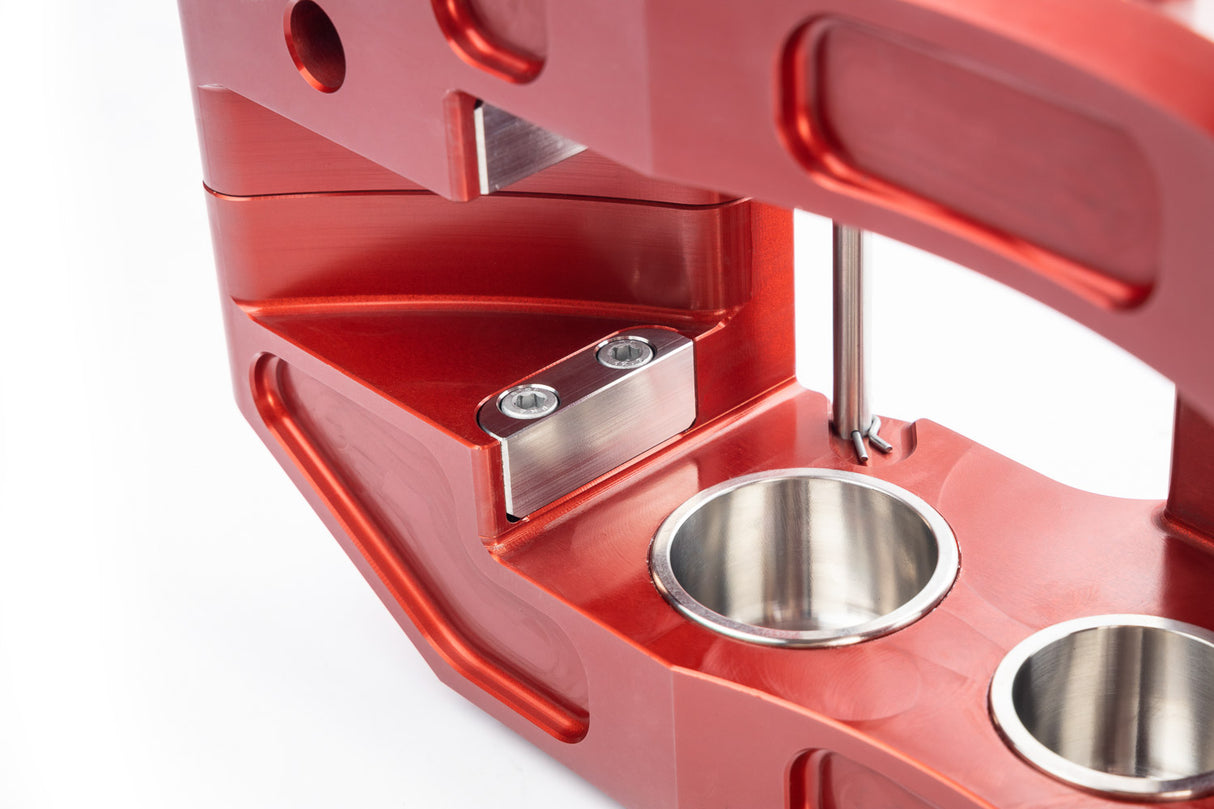 4-Runner (3rd Gen) - 4WD 96-02 Stage-1: 6 Piston Caliper & 13.7"  1-Piece Rotor Red - Roam Overland Outfitters