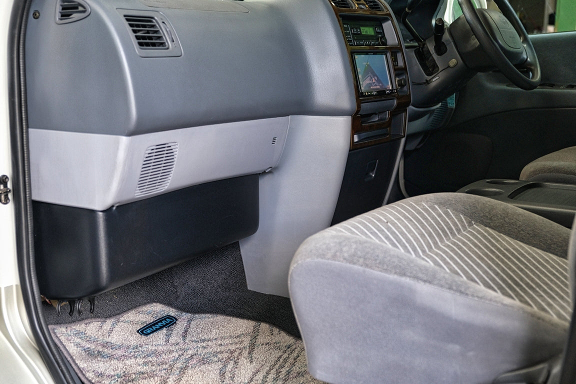 1997 Toyota Granvia 4x4 Diesel Van For Sale - Roam Overland Outfitters