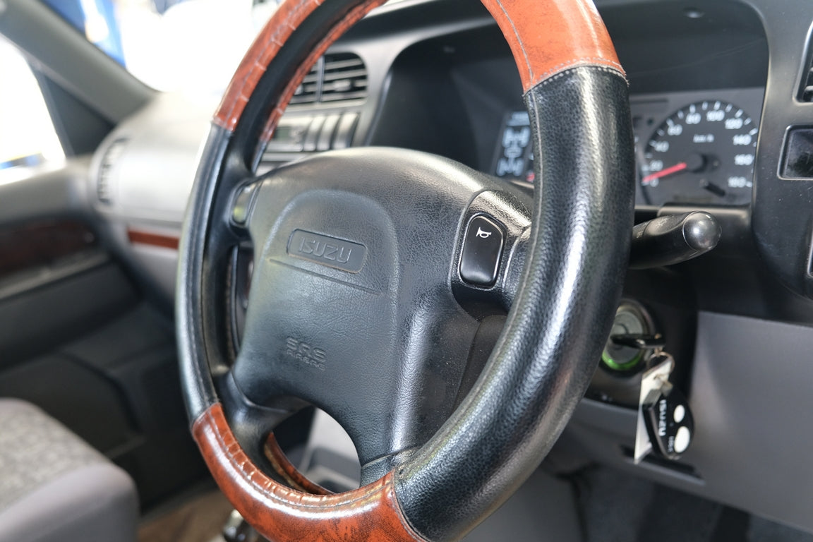 1998 JDM Isuzu Bighorn Diesel For Sale - Roam Overland Outfitters