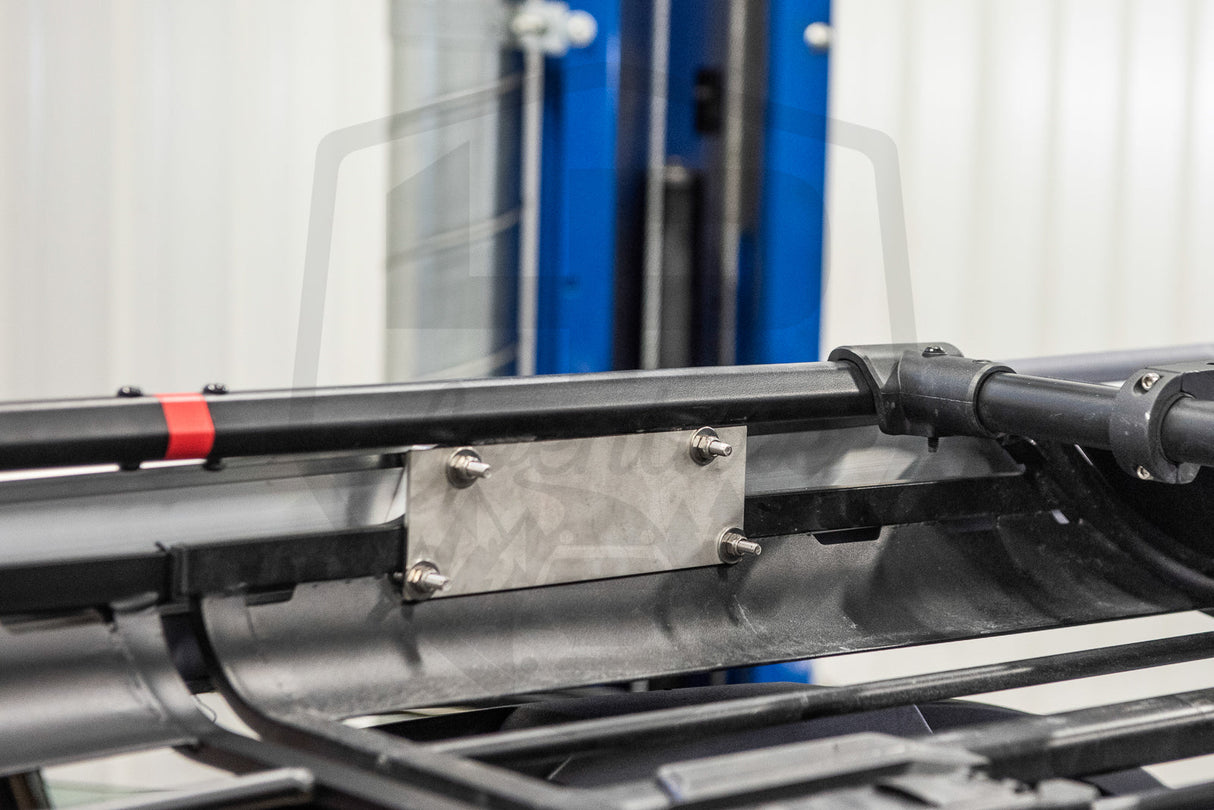 LP Aventure Awning Plates Kit for Yakima OFFGRID - Roam Overland Outfitters