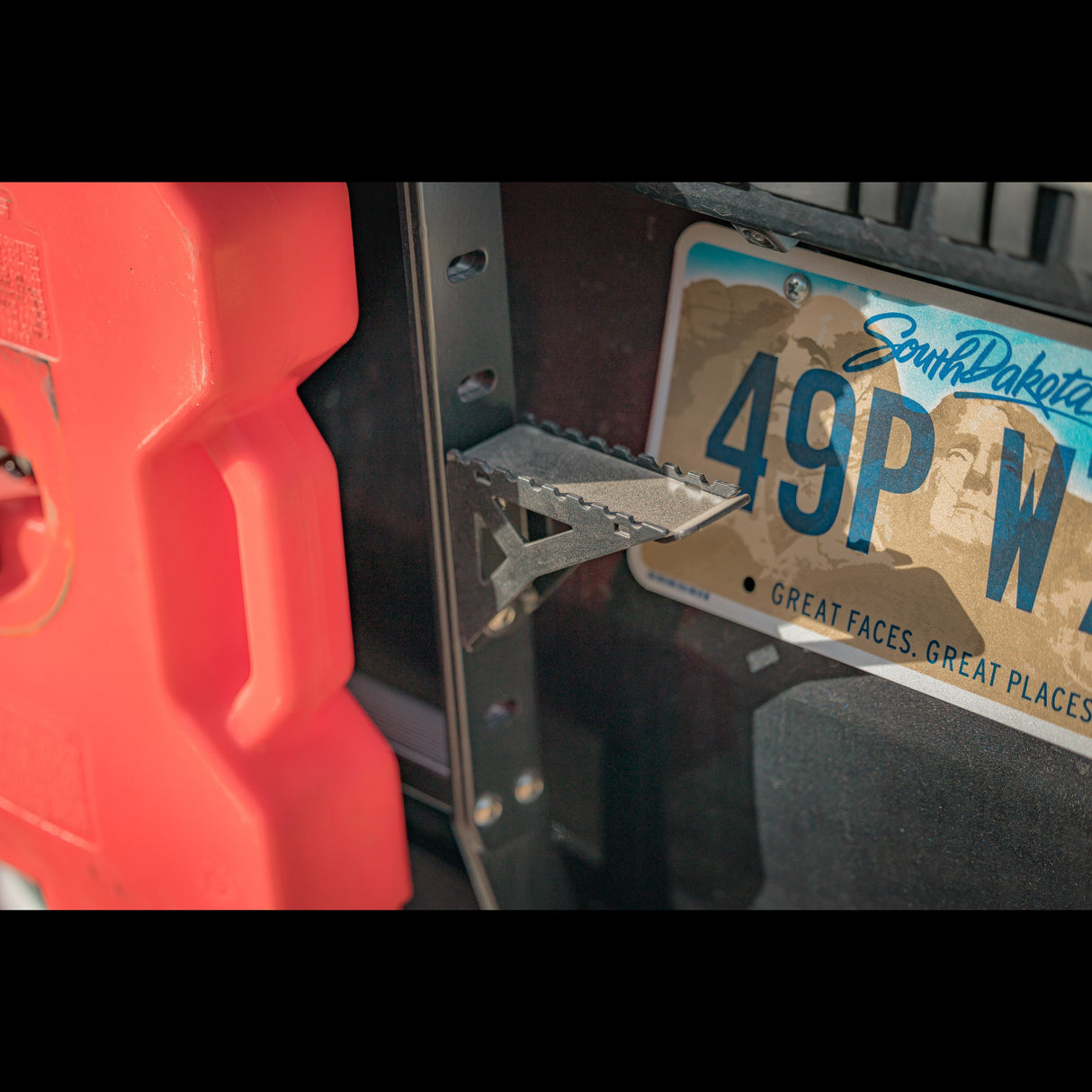 Summit Hatch Ladder Side Step / 5th Gen / 2010+ - Roam Overland Outfitters