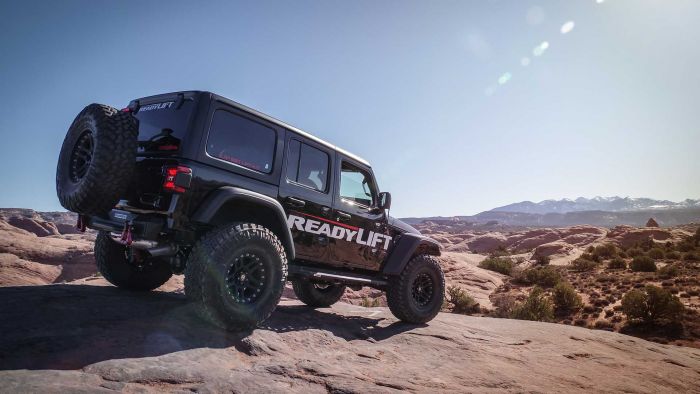 ReadyLift Suspensions 2.5" SST Lift Kit | Jeep JL Wrangler Rubicon 2018-2021 - Roam Overland Outfitters