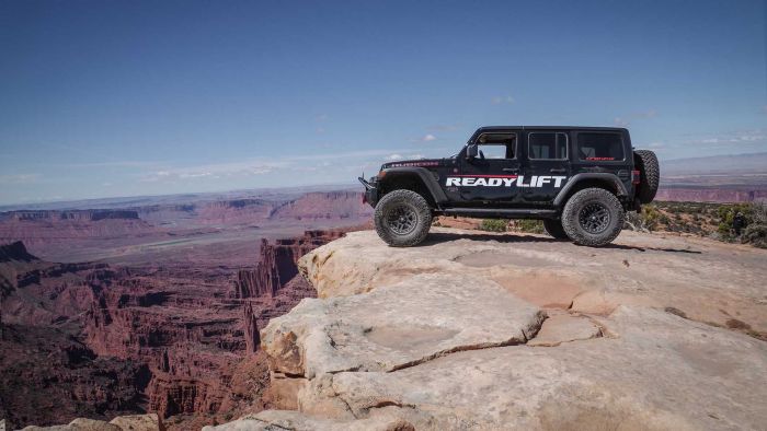 ReadyLift Suspensions 2.5" SST Lift Kit | Jeep JL Wrangler Rubicon 2018-2021 - Roam Overland Outfitters