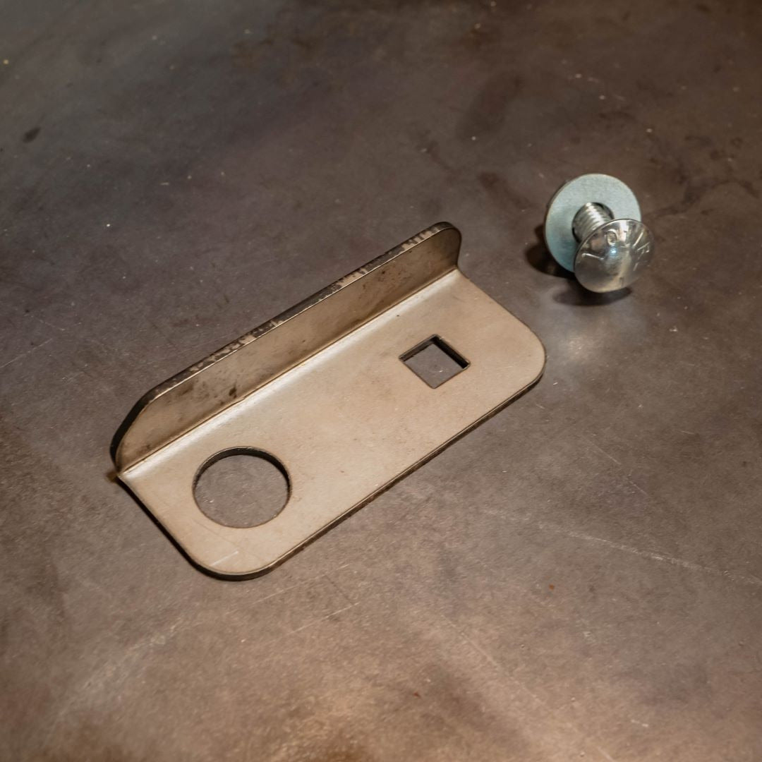 Swing Arm Ham Antenna Bracket - Roam Overland Outfitters