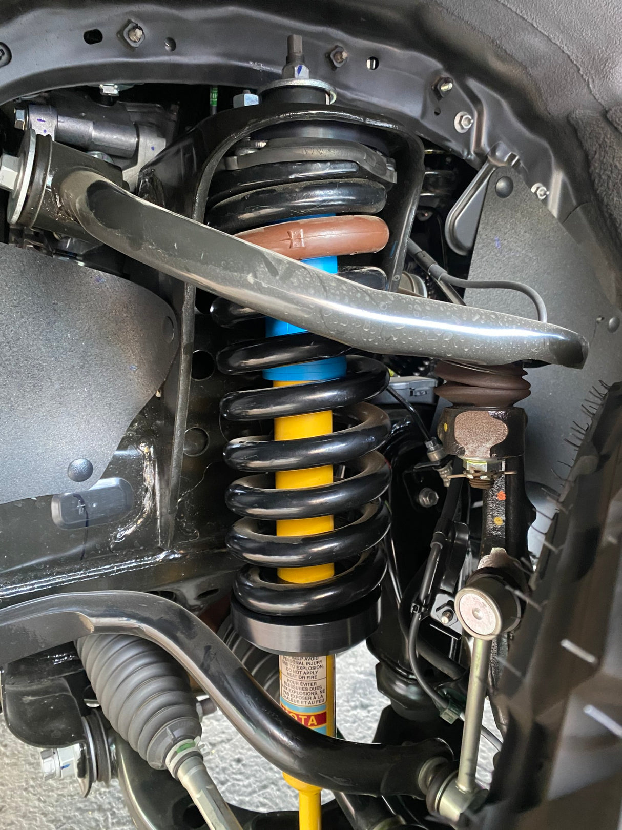 Westcott Designs Bilstein 5100 Preload Collar Lift Kit (Front Only) | Toyota 4Runner/Tacoma/Tundra - Roam Overland Outfitters