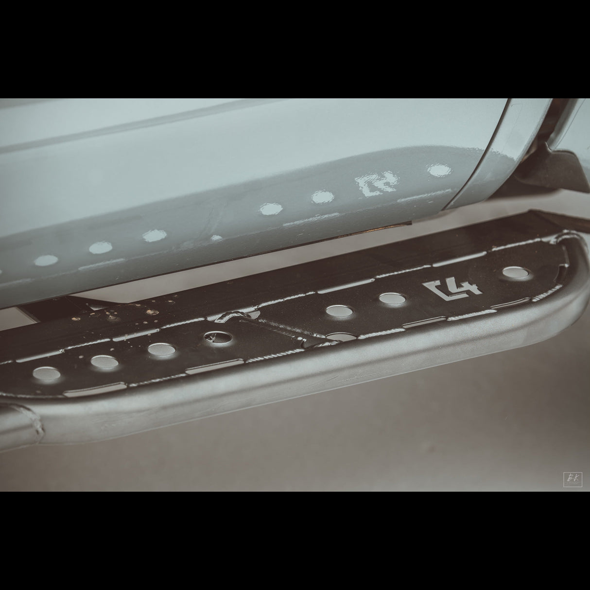 Tundra Rock Sliders / 2nd Gen / 2014-2021 - Roam Overland Outfitters