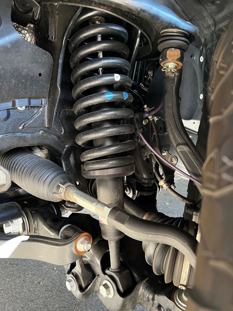 Westcott Designs Preload Collar Lift Kit - Front Only | Toyota Land Cruiser 200 Series - Roam Overland Outfitters