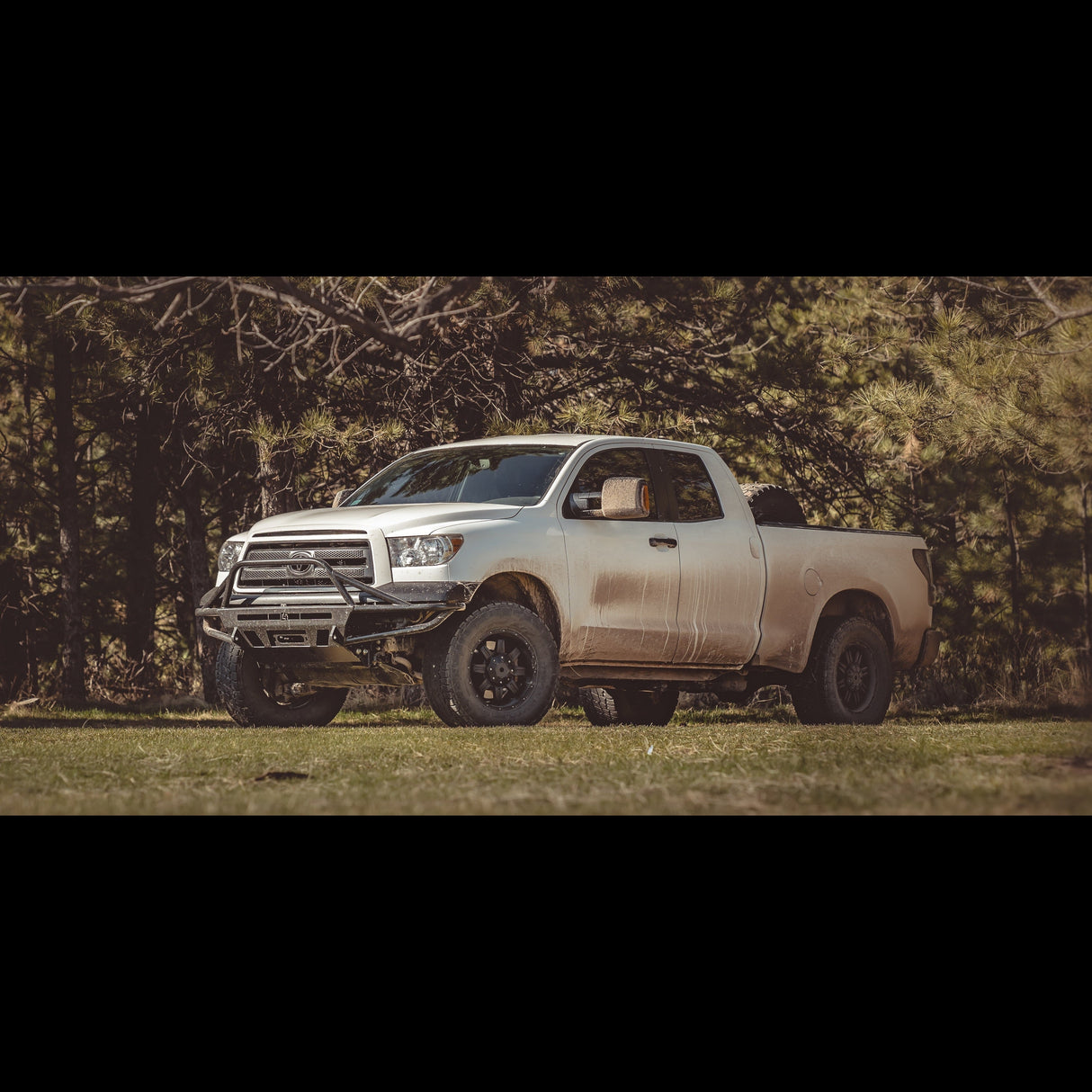 Tundra Hybrid Front Bumper / 2nd gen / 2007-2013 - Roam Overland Outfitters