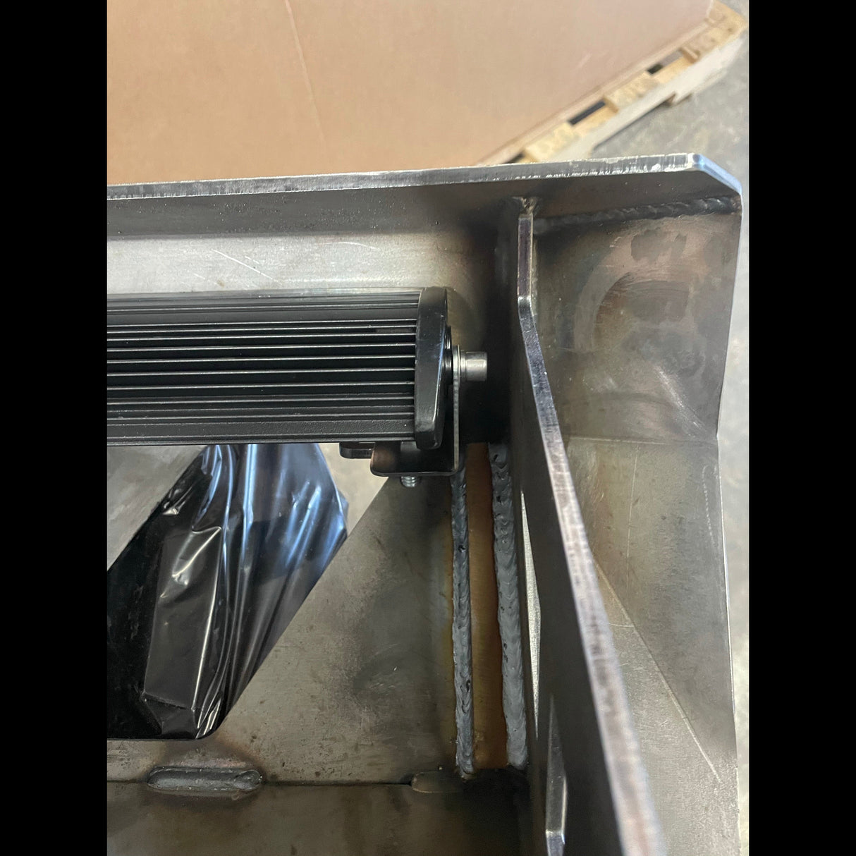 Extreme LED X6S 30" Light Bar Brackets - Roam Overland Outfitters