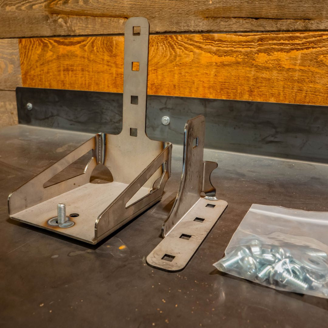 Vertical Hi-Lift Bracket - Roam Overland Outfitters