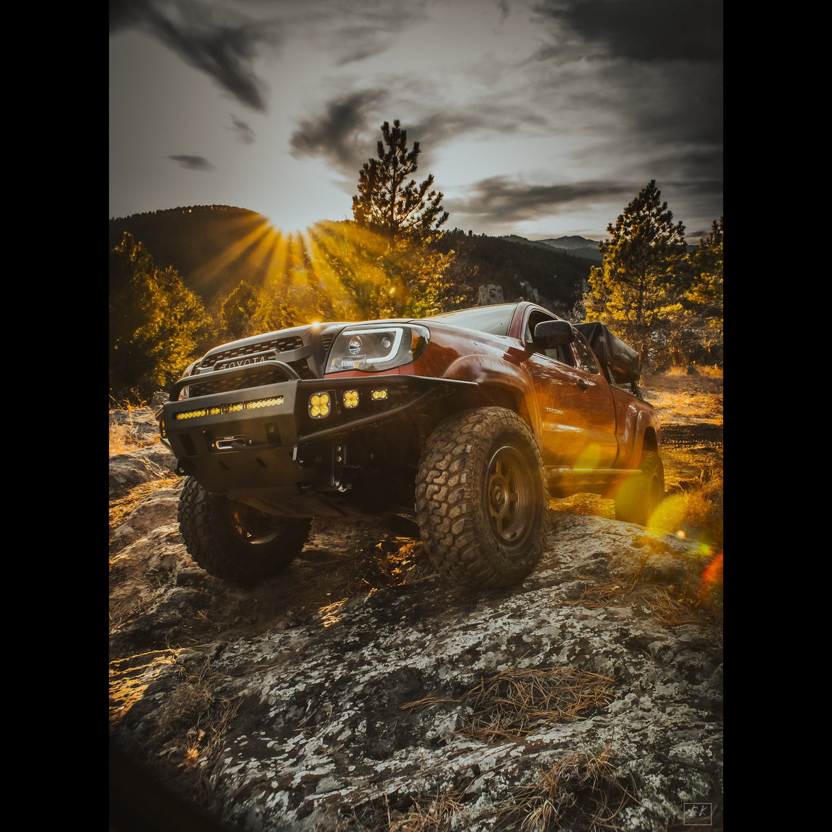 Tacoma Hybrid Front Bumper / 2nd Gen / 2005-2011 - Roam Overland Outfitters