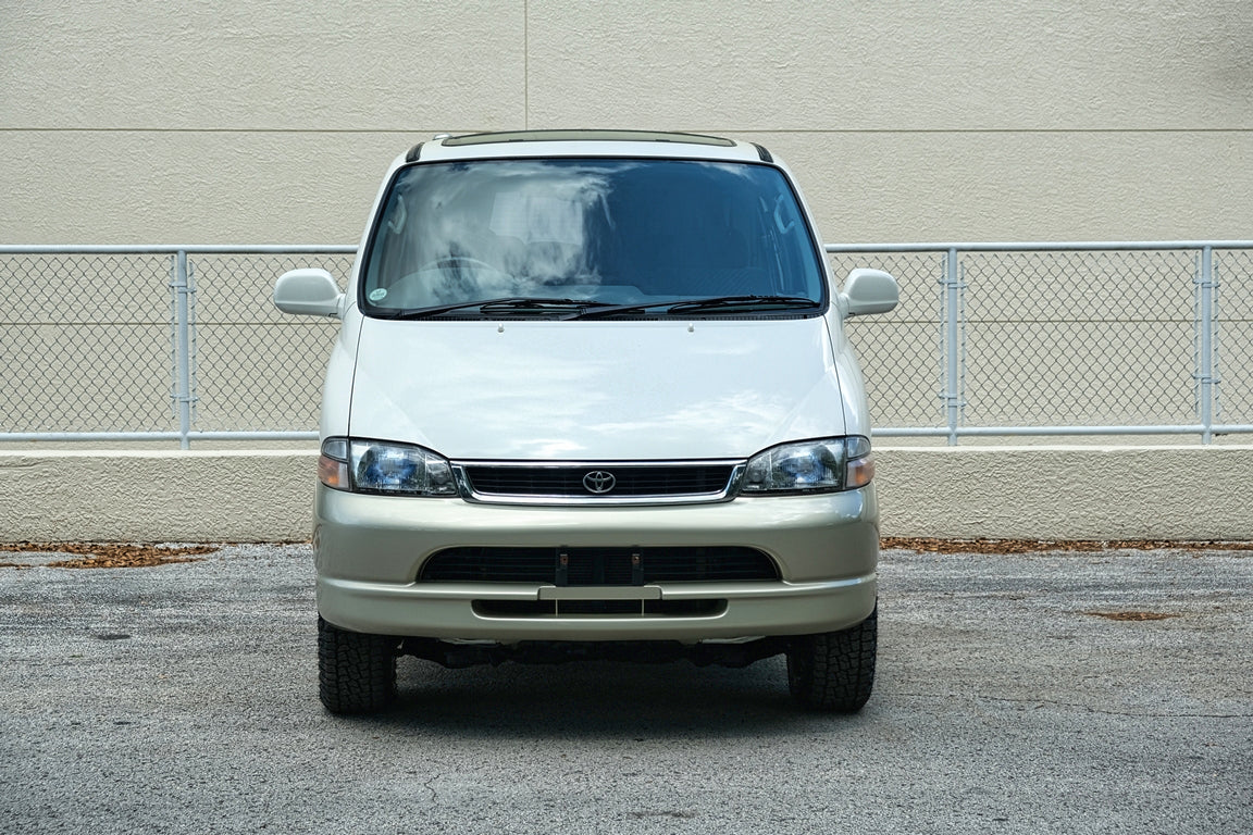 1997 Toyota Granvia 4x4 Diesel Van For Sale