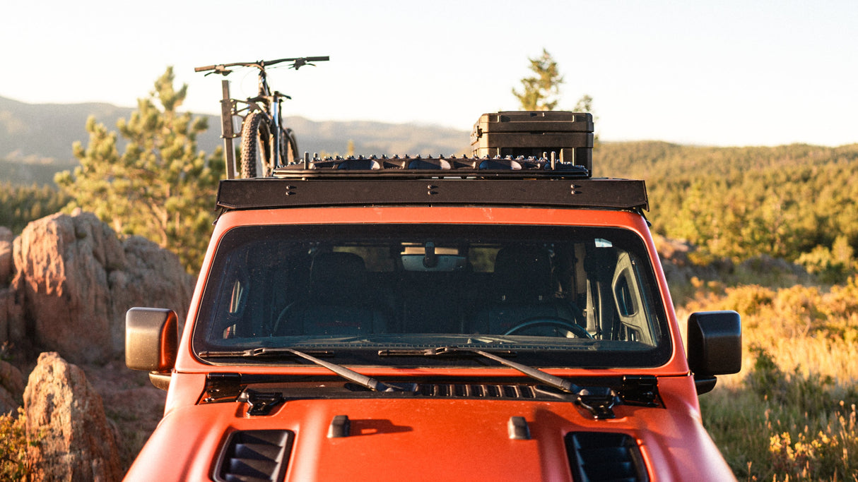 The Sunlight (Jeep Gladiator JT Roof Rack) - Roam Overland Outfitters