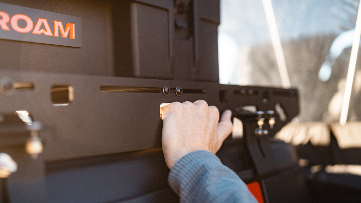 The Sunlight (Jeep Gladiator JT Roof Rack) - Roam Overland Outfitters