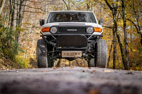 Metal Tech Front Tube Bumper w/ Bash Plate | Toyota FJ Cruiser 2007-2014 - Roam Overland Outfitters
