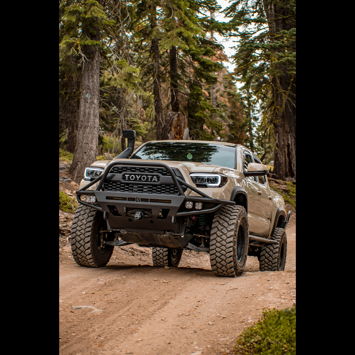 Tacoma Hybrid Front Bumper / 3rd Gen / 2016+ - Roam Overland Outfitters